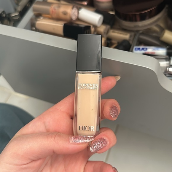 Dior Forever Skin Correct Concealer - Picture 1 of 2